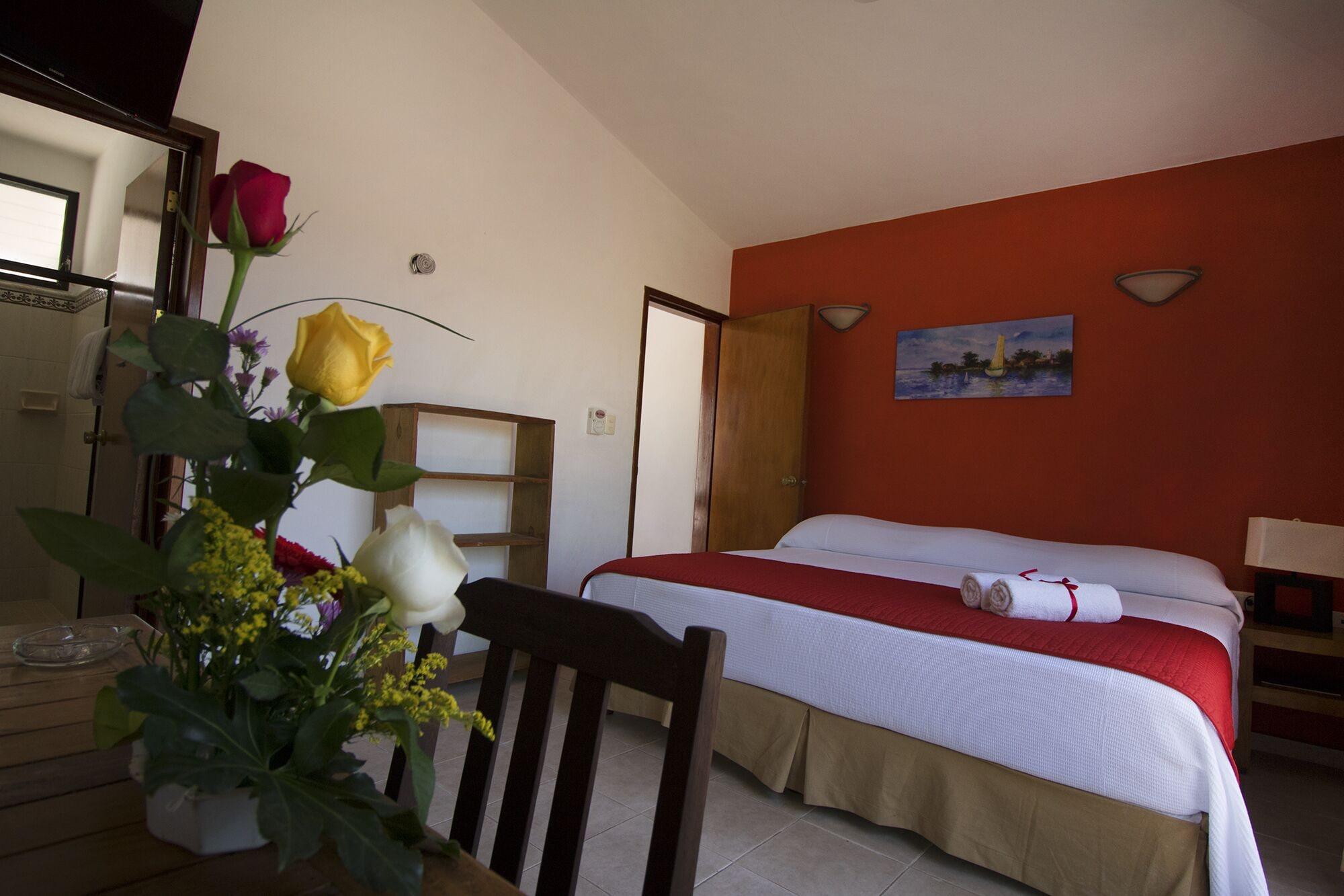 Chac Chi Hotel & Suites 女人岛 外观 照片